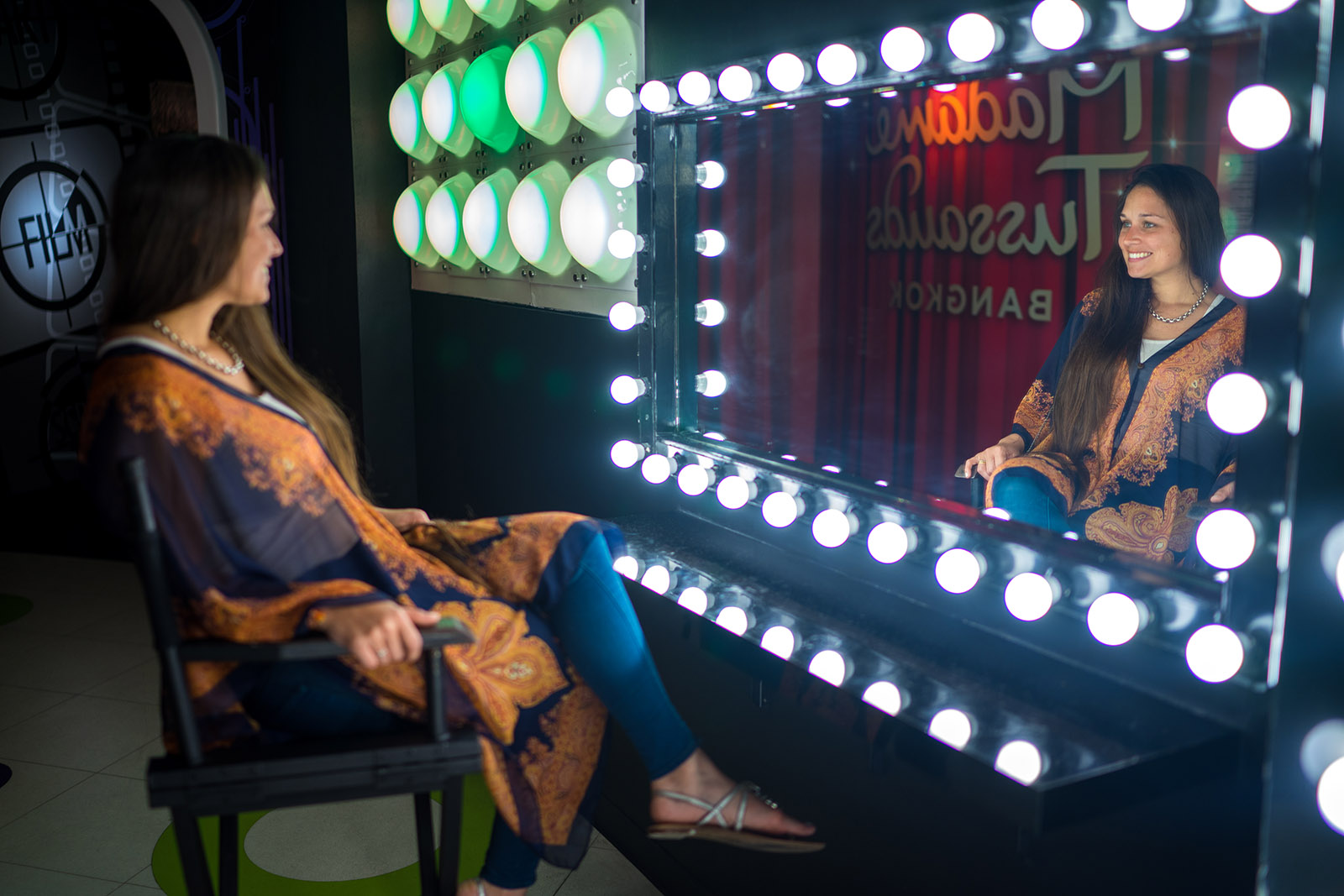 Backstage Natasha Roszezuk